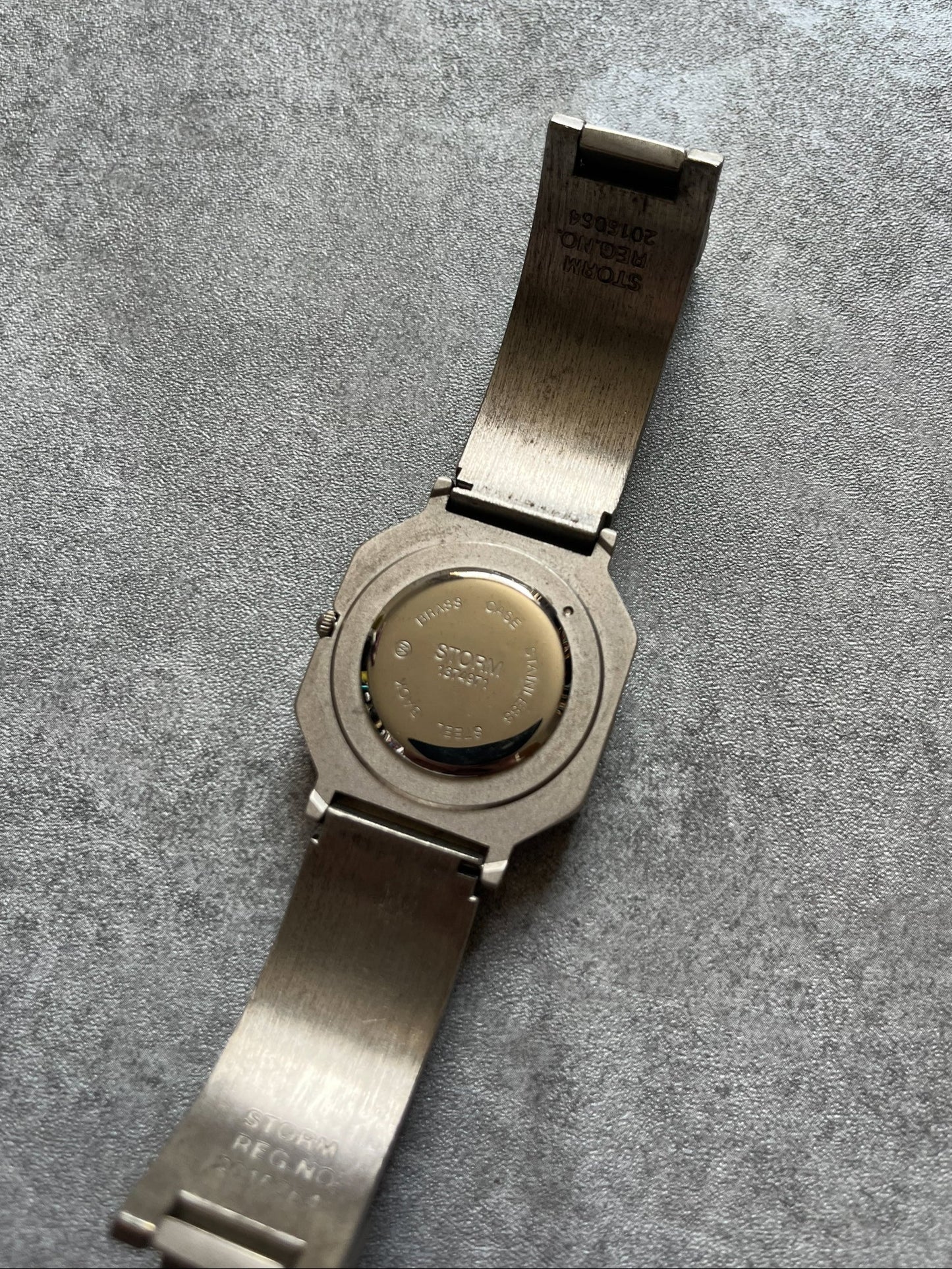 Y2K Storm camera Shutter watch