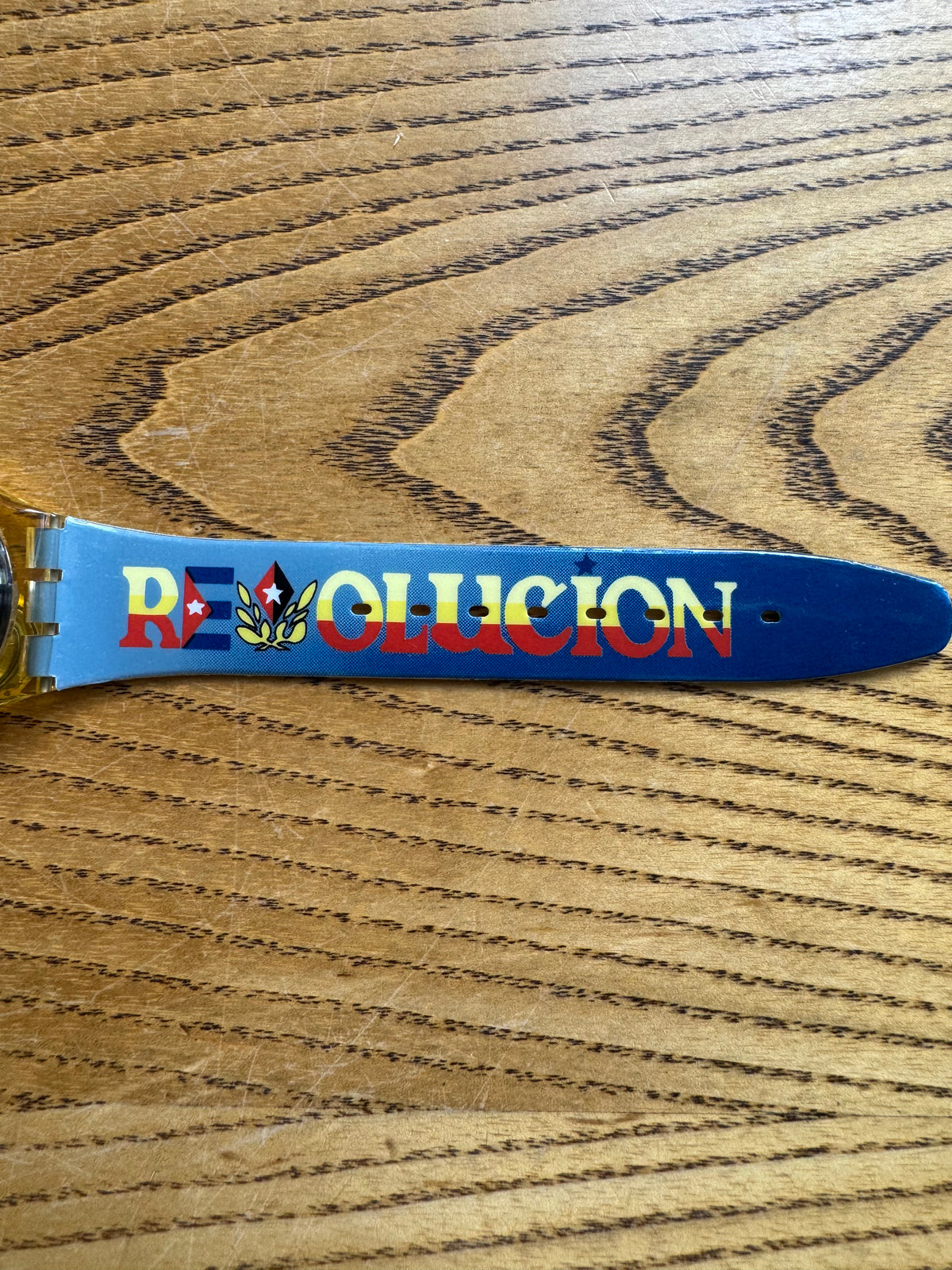 Swatch 'To Che' GJ115 watch