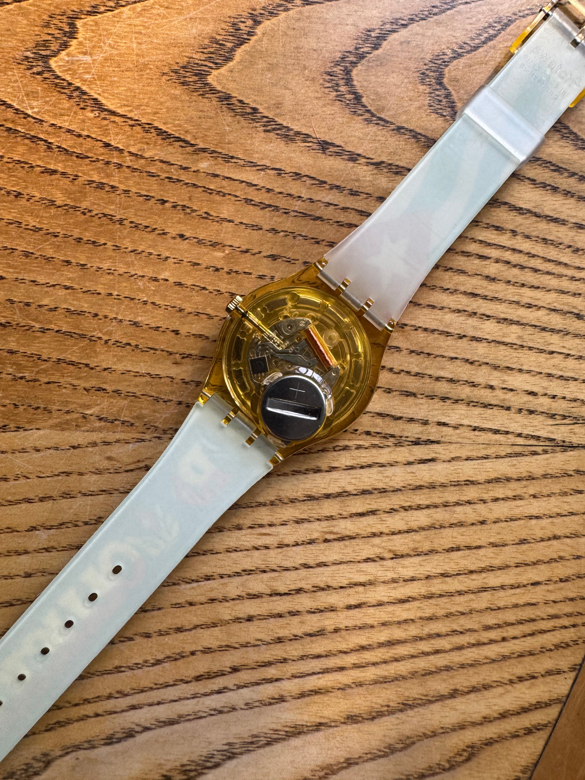 Swatch 'To Che' GJ115 watch