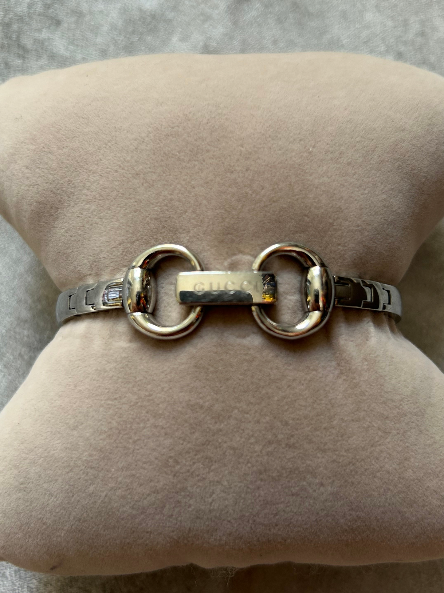 Gucci U-play quartz wristwatch