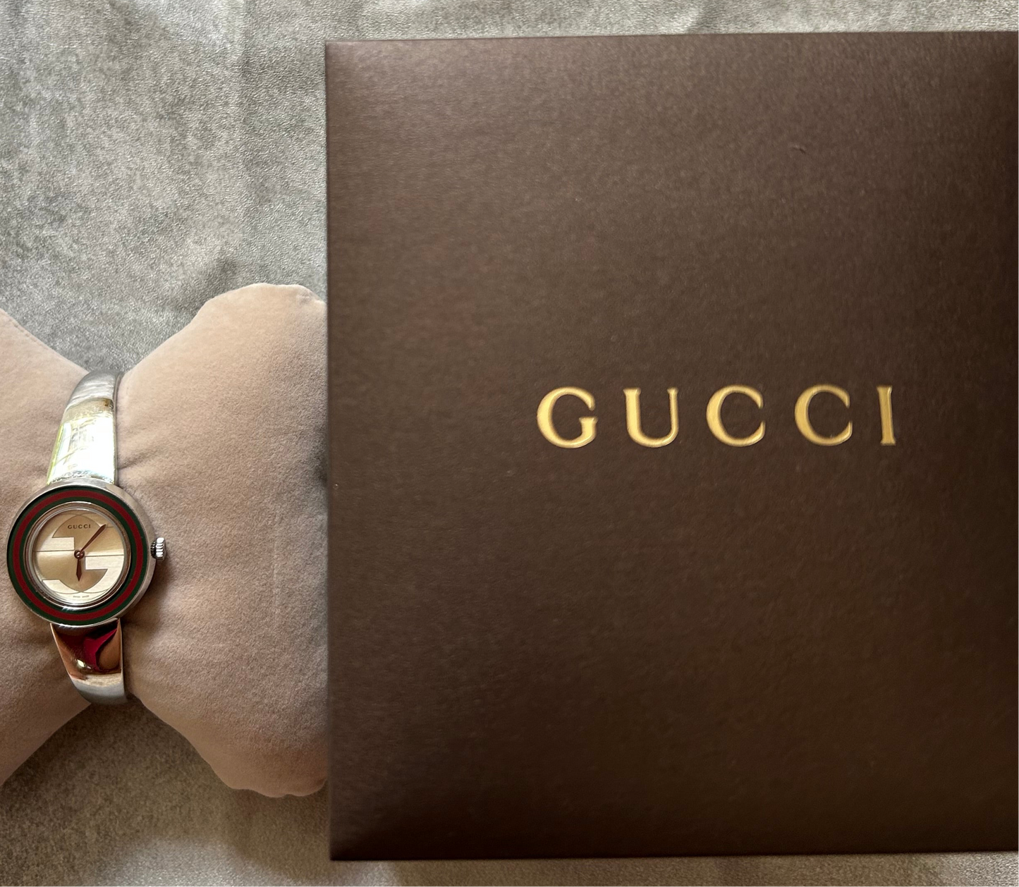 Gucci U-play quartz wristwatch