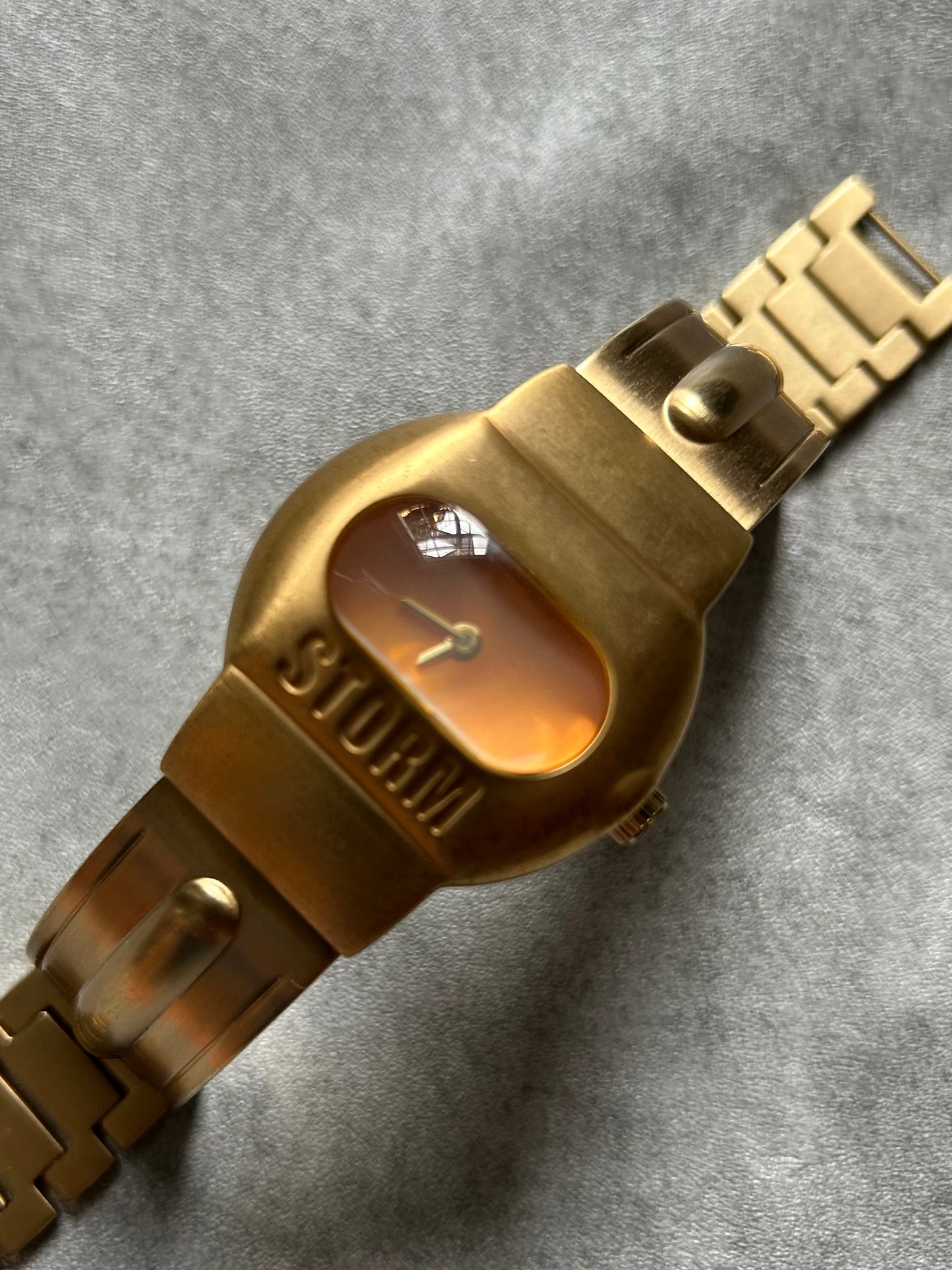 Y2K Storm Astro Quartz Wristwatch